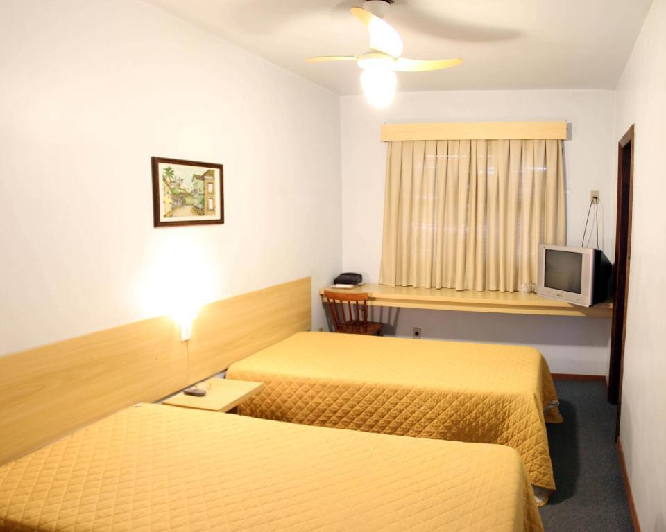 Hotel Antonio'S Санта-Крус-ду-Сул Номер фото