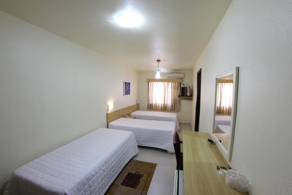 Hotel Antonio'S Санта-Крус-ду-Сул Экстерьер фото